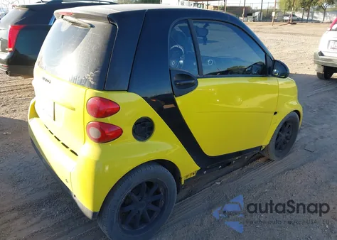 2008 Smart Fortwo Passion/Pure z USA, uszkodzony, nr VIN WMEEJ31X98K175364